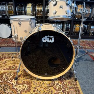 DW Collectors Satin Oil With Wash
